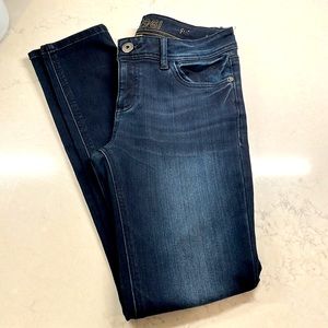 Dark wash DL1961 skinny jeans